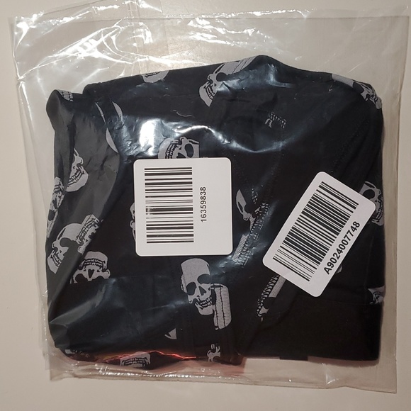 ❤️NWT VINTAGE TORRID BRA SKULL PRINT HALLOWEEN BRALETTE WIRELESS - PLUS SIZE - Picture 9 of 13